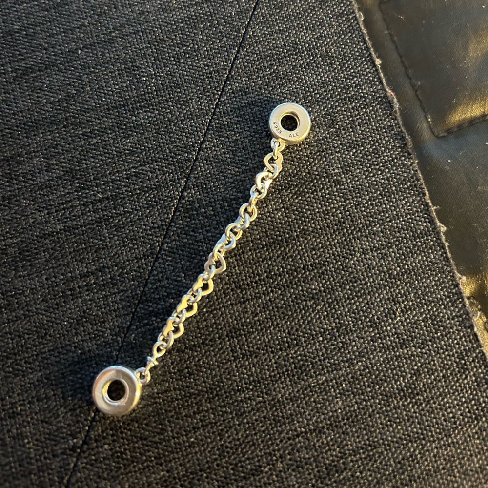 Pandora Band of Hearts Safety Chain